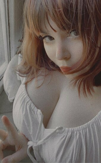 Themooncryy_ / https: Nude Leaks Photo 4