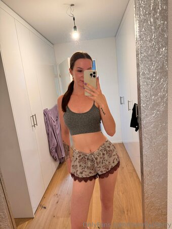 theonlycherry Nude Leaks Photo 4