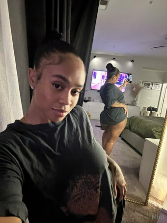 therealbombshell_mint / thereal_mint Nude Leaks OnlyFans Photo 10