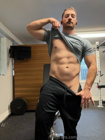 therealjohnb1 Nude Leaks Photo 1