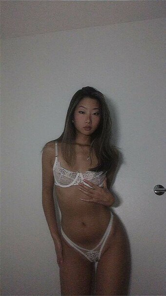 therealrayasteele / raya_steele Nude Leaks OnlyFans Photo 1