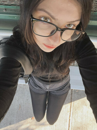 theroomtoavoid Nude Leaks Photo 4