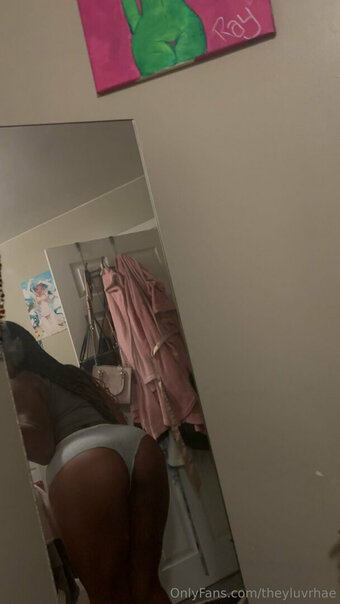 theyluvrhae Nude Leaks Photo 4