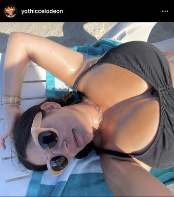thiccelodeon / _thiccelodeon / yothiccelodeon Nude Leaks OnlyFans Photo 9