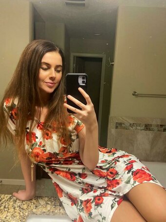 Thicchefty / Theslavshit / lucidangie Nude Leaks Photo 1