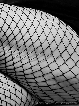 thiccusdpineapple Nude Leaks Photo 6