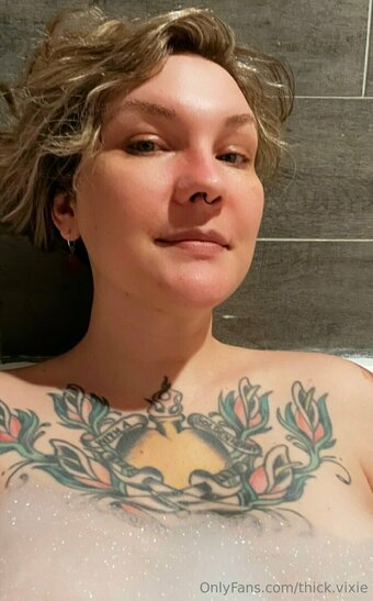 thick.vixie Nude Leaks Photo 2