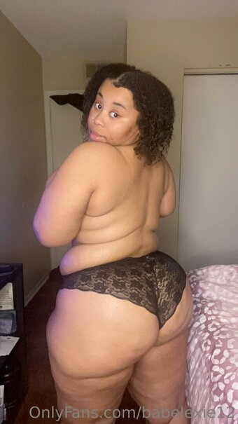 ThickRed / Babelexie12 / https: / thickred952 Nude Leaks OnlyFans Photo 6