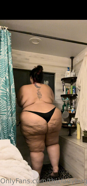 thicladybug Nude Leaks Photo 6
