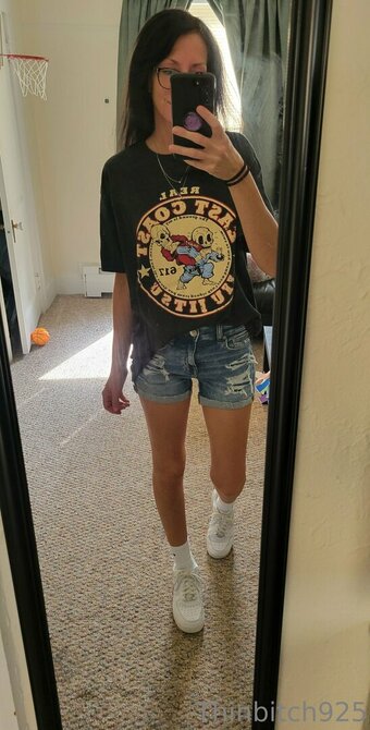 thinbitch925 Nude Leaks Photo 16