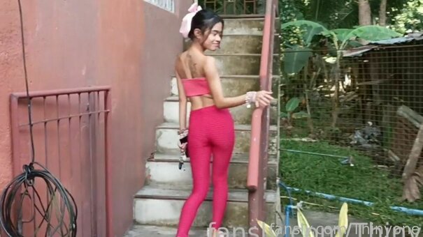 Thinyone Nude Leaks Photo 10