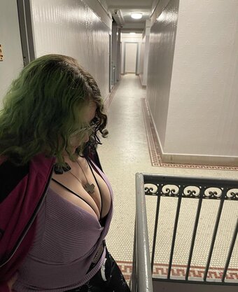 Throwaws22 / shotfake22 / throwawayy22 Nude Leaks OnlyFans Photo 4