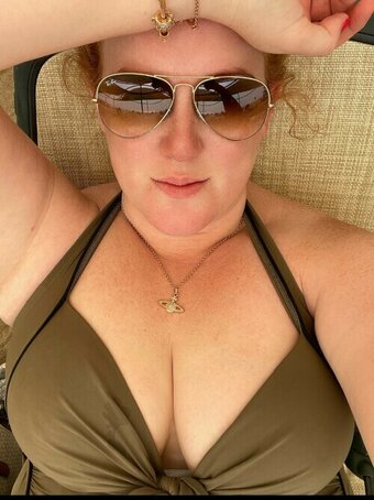 Thtredcurl / tangurlx / thagudgurl / yorkshirecurl Nude Leaks OnlyFans Photo 5