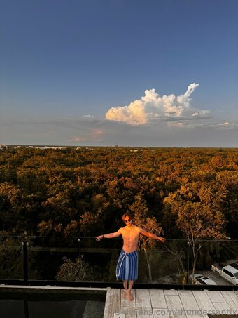 thundersantix Nude Leaks Photo 4