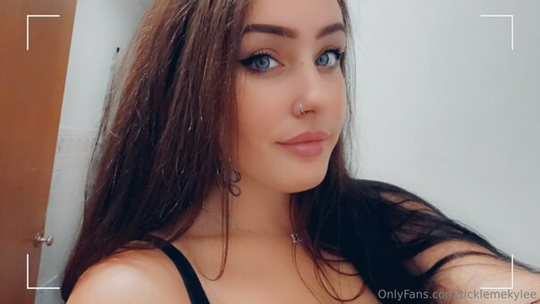ticklemekylee Nude Leaks Photo 2