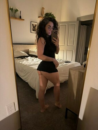 Tiny Dianne / Tinygia / https: / mistress_gia_ / tiny.dianne / tinydianne Nude Leaks OnlyFans Photo 6