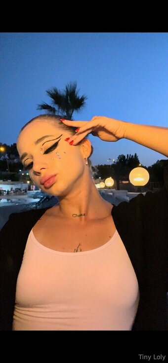 tiny_loly Nude Leaks Photo 12