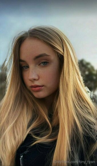 tiny_tyan / siesta_abithotter / tinytvhawaii Nude Leaks OnlyFans Photo 14