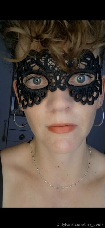 tiny_uvula Nude Leaks Photo 7