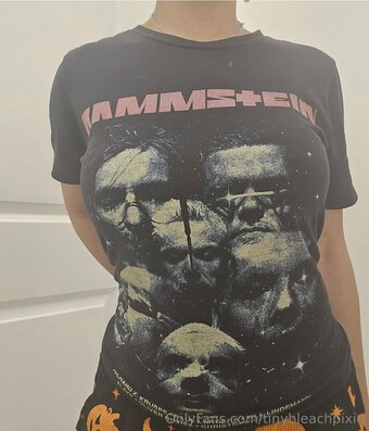 tinybleachpixie Nude Leaks Photo 14