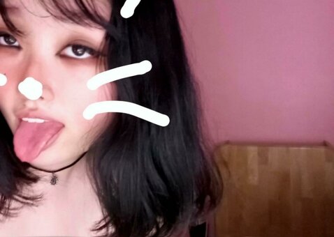 tinybooobs / venus_in_converse Nude Leaks Photo 6