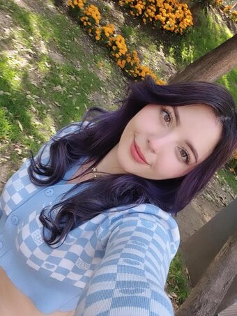 TinyCherry / atinycherry / https: Nude Leaks Photo 10