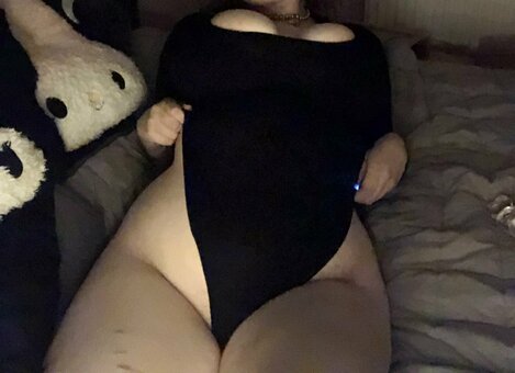 Tinyfawnn / formerlyknownas / tinyfawn Nude Leaks OnlyFans Photo 1