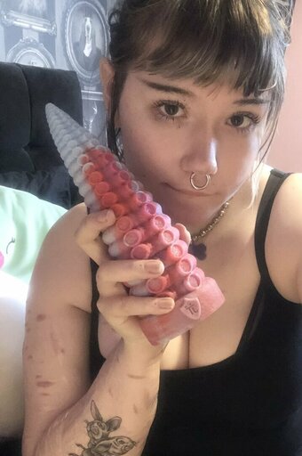 Tinyfawnn / formerlyknownas / tinyfawn Nude Leaks OnlyFans Photo 7