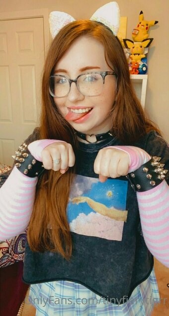 Tinyfierytigrr / Tinyredtiger / tinygingergirl Nude Leaks OnlyFans Photo 23