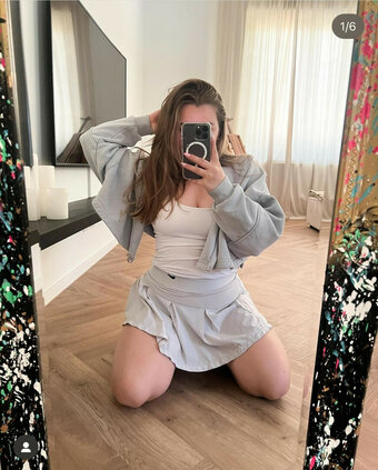tinygoldengirl / yourtinygoldengirl Nude Leaks OnlyFans Photo 2