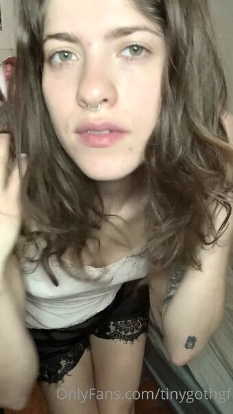 TInyGothGF Nude Leaks OnlyFans Photo 11