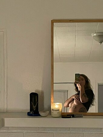 tinyjennn Nude Leaks Photo 3