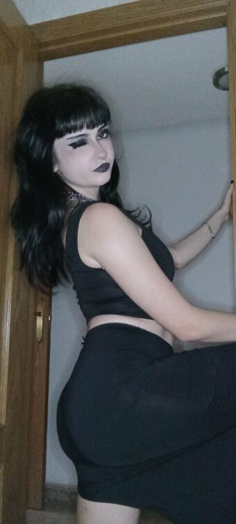 tinyjullesssss / tiny.jullesss Nude Leaks Photo 13