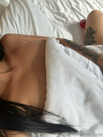 TinyKarolG / G_karol / Karol G / PrivateKarolG / YourSweetKarol / favicon.ico / https: / justcarolgg / realtinykarol Nude Leaks OnlyFans Photo 16