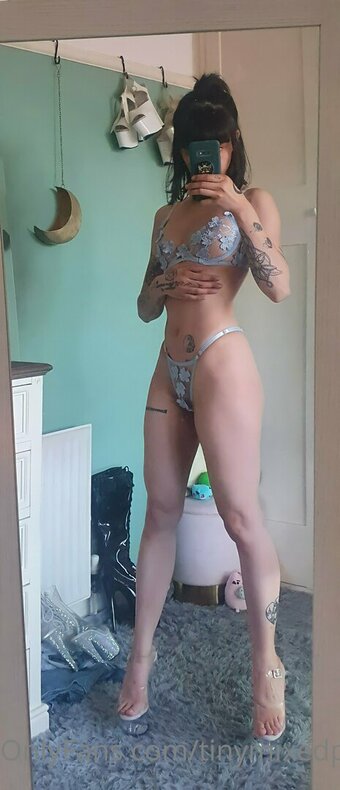 tinymixedpixie Nude Leaks Photo 8