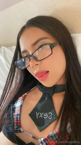 tinypetiny Nude Leaks OnlyFans Photo 12