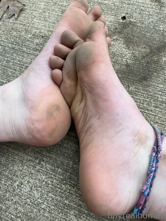 tinyrealmoth Nude Leaks Photo 5