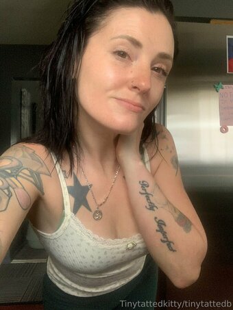 tinytattedkitty Nude Leaks Photo 3