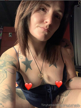 tinytattedkitty Nude Leaks Photo 17