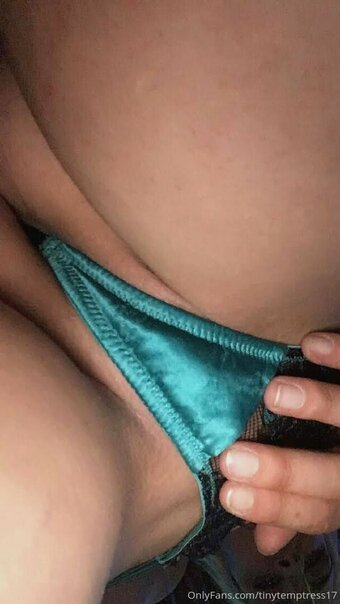 tinytemptress17 Nude Leaks Photo 4