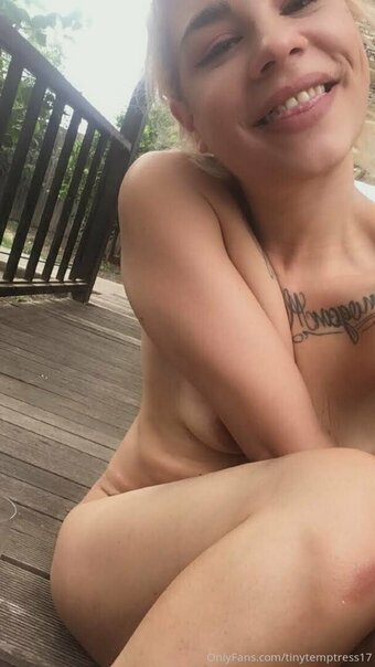 tinytemptress17 Nude Leaks Photo 21