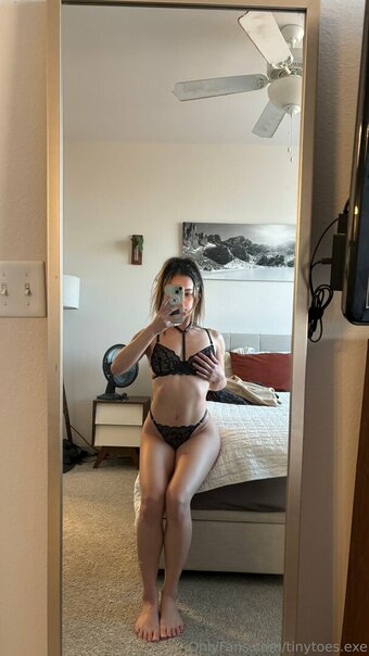tinytoes.exe Nude Leaks Photo 3