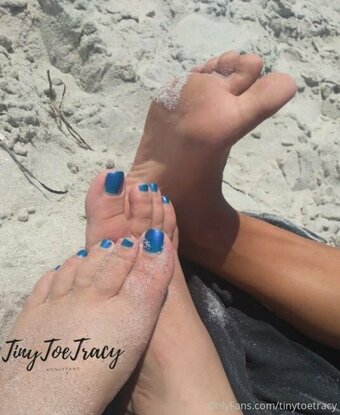 tinytoetracy Nude Leaks Photo 3