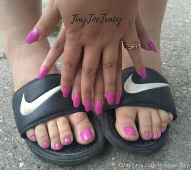 tinytoetracy Nude Leaks Photo 4