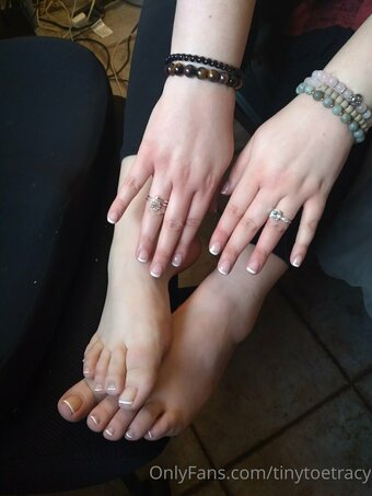 tinytoetracy Nude Leaks Photo 22