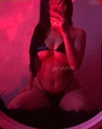 tinytvoya Nude Leaks Photo 5