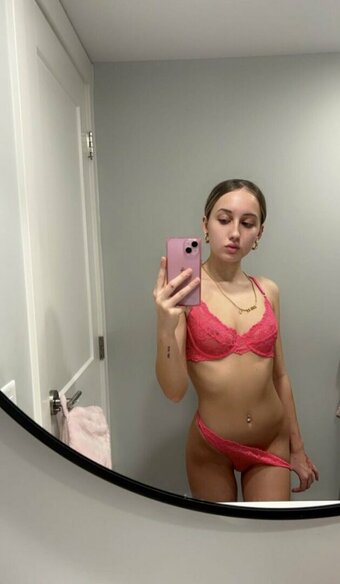 Tinyytink / tinyytink_ Nude Leaks OnlyFans Photo 2