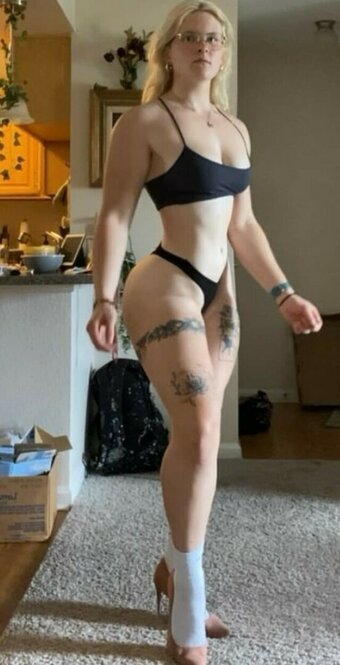 Tiredlilsadiebug / stronglilsadiebug Nude Leaks Photo 6