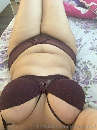titsqueen7 titsqueen7