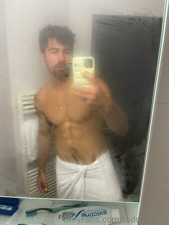 toddysmith Nude Leaks Photo 16